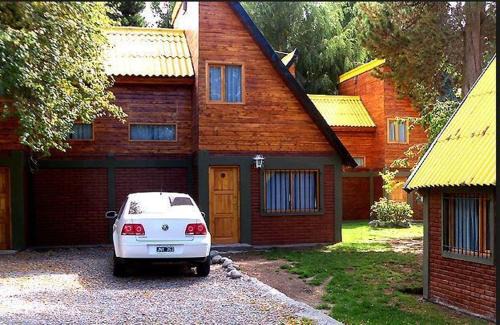 Playa Bonita Cabin | Family-Friendly Complejo Los Arrayanes with High Ratings