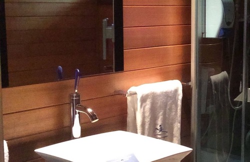 Arganda del Rey Hotel | Relax at Complejo La Cigüeña: Pool, Spa & Family Friendly