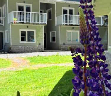 Puerto Manzano Apartment | Guest Rated 10/10: Complejo Lima-Lima with Family Amenities