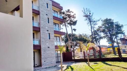 Costa Azul Apartment | Pet-Friendly Complejo Médanos with Ocean Views & High Ratings