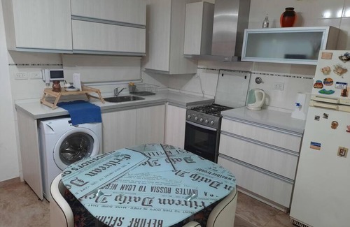 San Juan Apartment | Family-Friendly Complejo Residencial with Hot Tub & 10/10 Rating
