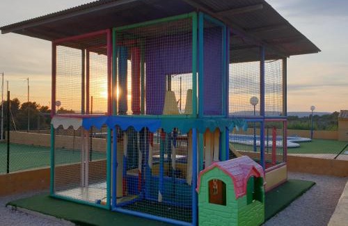 Biar Hotel | Pet-Friendly Complejo Rural Las Lomas de Biar with Pool