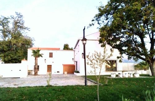 Camino de Ronda House | Idyllic Oceanfront Retreat at Complejo Rural Torres y Navas