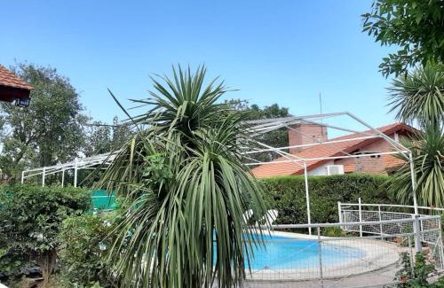 Merlo Cabin | Family-Friendly Complejo Sagrado Corazón with Pool Access
