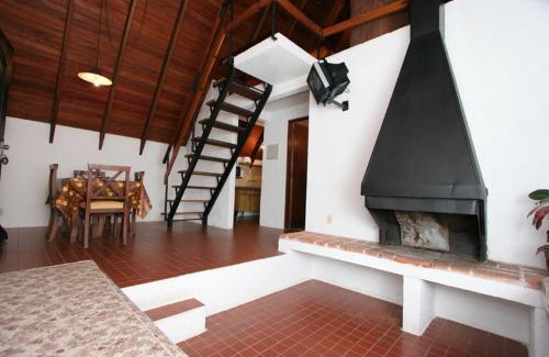 La Paloma Cabin | Inviting Complejo Turístico Anaconda Cabañas with Pool