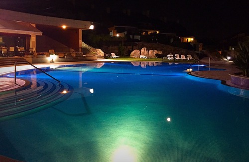 Balea Apartment | Relax at Complejo Turístico Raeiros with Oceanfront Amenities