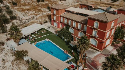 Baena Apartment | Discover Complejo Turístico Fuente de la Salud Retreat
