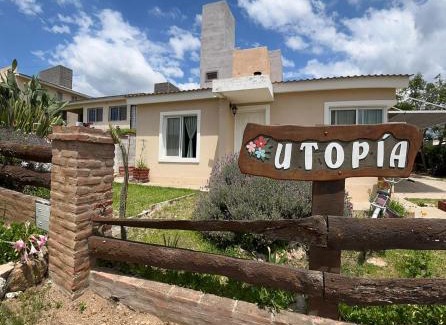 Tanti House | Pet-Friendly Complejo Utopia with Ocean View in Tanti