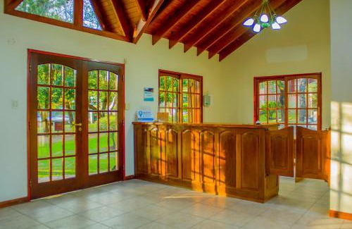 Merlo Cabin | Family-Friendly Complejo Vip Houses with Pool & Kitchen