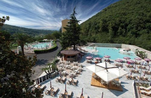 Suio Terme Hotel | Relax at Complesso Termale Vescine with Ocean Views & Spa