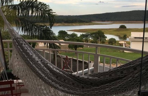 Caldas Novas Apartment | Incredible Views of Corumbá Lake in a Cozy Apartment