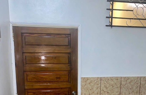 Tegucigalpa Apartment | Complete Apartment / located on Bulevar Morazan.