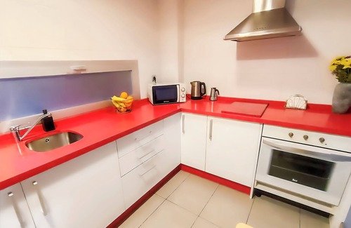 Armilla Condo | Complete apartment in Granada (pet friendly)