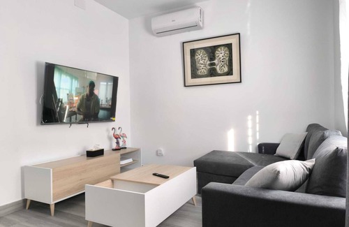 Fuencarral Apartment | Complete apartment with all the comforts and well communicated.