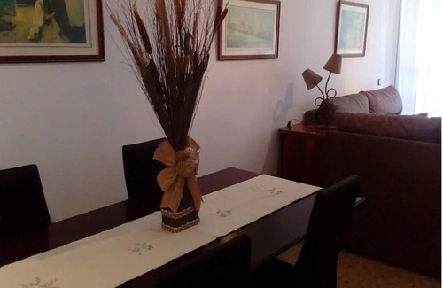 Leon XIII-Los Naranjos Apartment | Inviting Apartment with Terrace and Spa in Sevilla