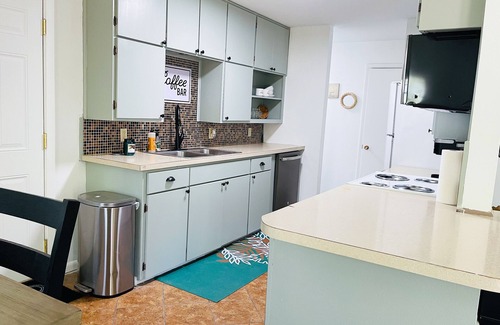Jacksonville House | Convenient Home Near Air Force with Top-Rated Amenities