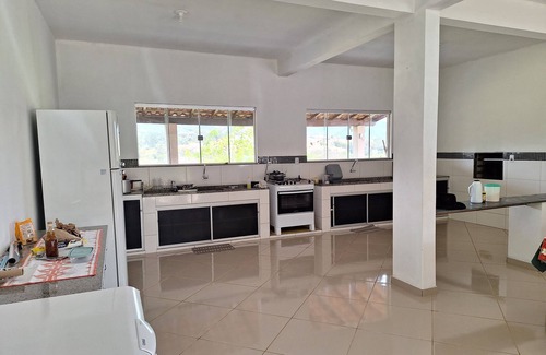 Extrema Cottage | Relaxing Retreat with Pool, Barbecue Grills & Fishing Spot