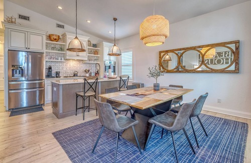 Madeira Beach House | Coastal Oasis with Private Heated Pool Near John's Pass