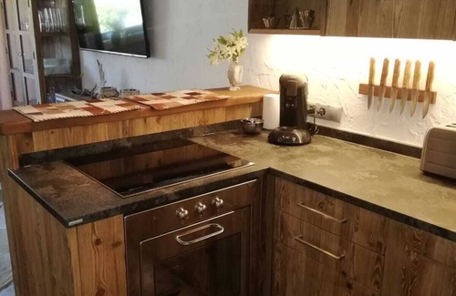 Kirchberg in Tirol Apartment | Beautifully Renovated Apartment with Breakfast & Family Amenities