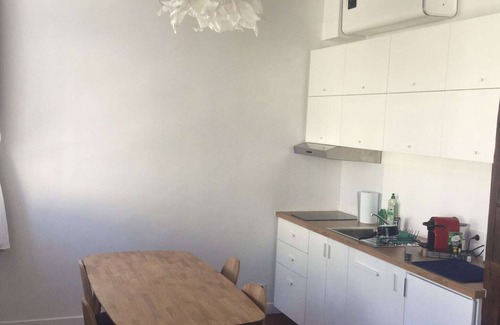 Tours City Centre Apartment | Historic 16th Century Apartment in Hyper Centre de Tours