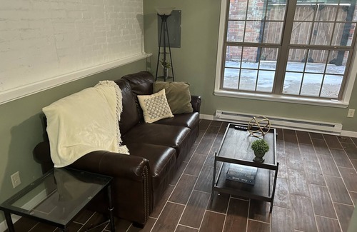 Boone Apartment | Renovated Retreat Near Downtown with Pool & Spa Access