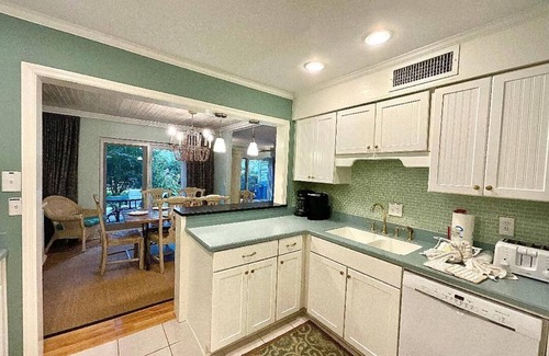 Sea Pines Villa | Inviting Villa with Ocean View, Pool & Fast WiFi