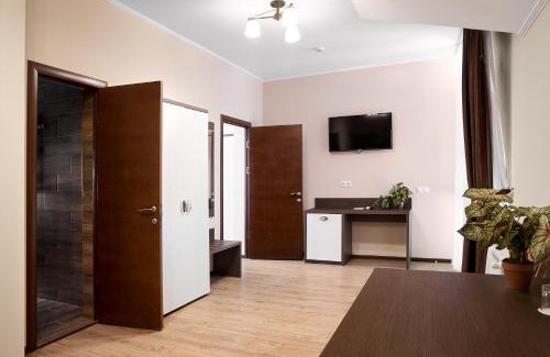 Orhei Hotel | Relax at Complex Turistic Codru with Pool and Spa Access