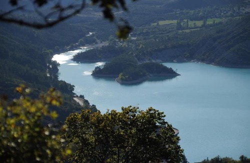 Comps-sur-Artuby House | Family-Friendly Stay at Comps sur Artuby, Jabron - 9.3/10