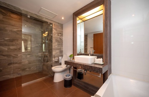 Kanchanaburi Hotel | Relax at Comsaed River Kwai Resort with Pool & Spa Amenities