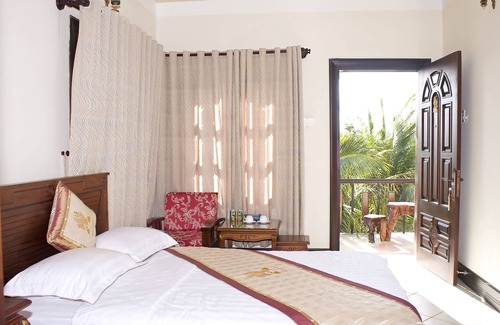 Phan Rang Hotel | Explore Con Ga Vang Resort: Ocean Views & Family Fun