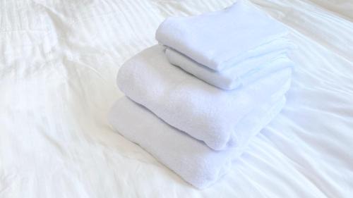 Minaminagasaki Apartment | Discover CON-TWO 201: Guest Rated 9.6/10 Experience