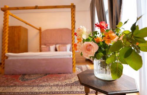 Predeal Bed & Breakfast | Exceptional Stay at Conacul Dima Predeal with Pool & Hot Tub