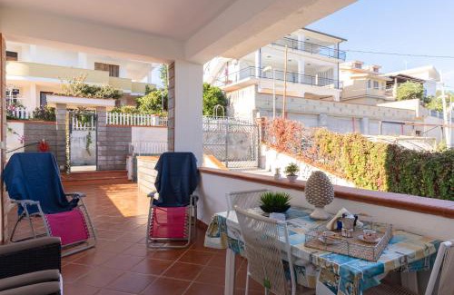 Trappeto House | Family-Friendly Retreat at Conchiglia al Mare - Perfect for Pets