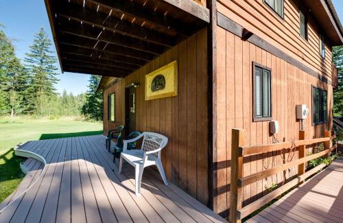 Okanogan House | Secluded Conconully Cabin on 42 Acres with Hiking Access