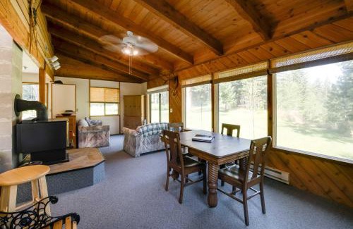Okanogan House | Secluded Conconully Cabin on 42 Acres with Hiking Access