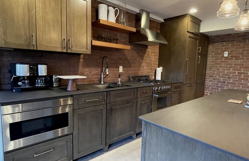 Concord Apartment | Discover Concord Riverfront Place: Pet-Friendly Getaway