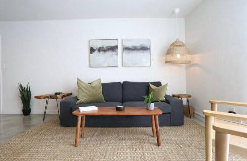 Gainesville House | Highly Rated ConCrete Suite - 5 Min Walk to Shands UF
