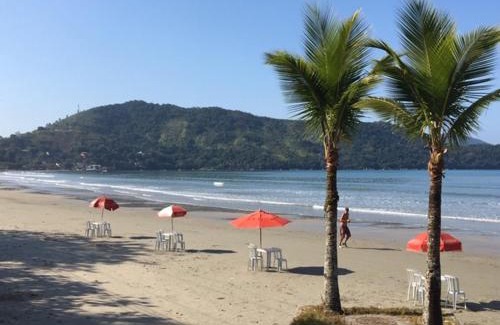 Praia da Enseada Apartment | Ocean View Cond Apartamentos Chalés San Marino - 9/10 Rated