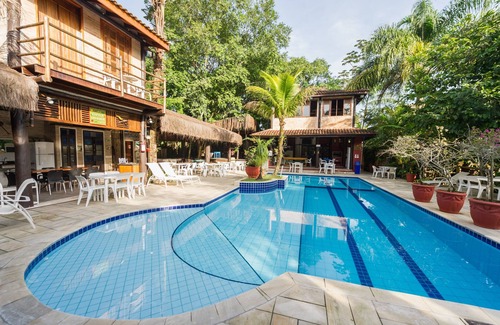 Juquehy Apartment | Inviting Studio Suite for 3 at Vila Rudá Condominium