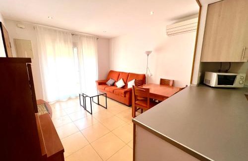 Alhama de Murcia Apartment | Inviting Naranjos 7: Family-Friendly Retreat Awaits You