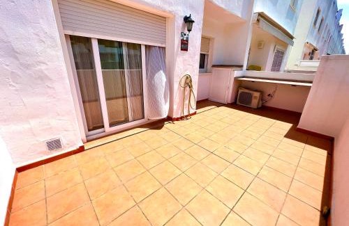 Alhama de Murcia Apartment | Inviting Naranjos 7: Family-Friendly Retreat Awaits You