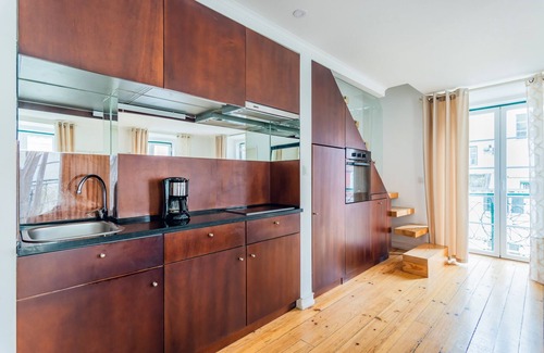Sacramento Apartment | Experience the Convenience of Condessa Central Duplex