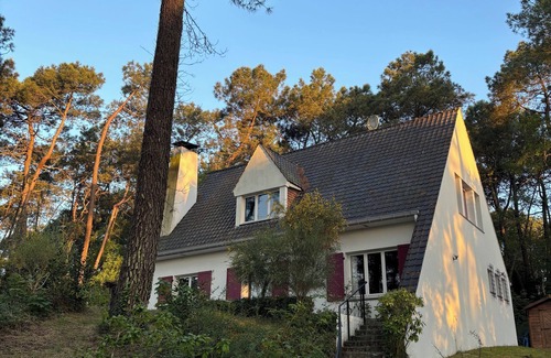 Condette Villa | Discover Condette-Hardelot: Villa by Pine Forest with Pool