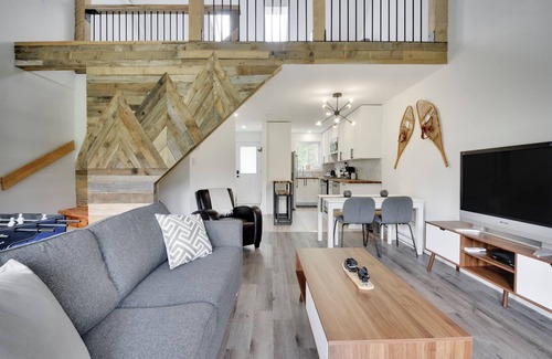 Stoneham Condo | Experience Ski-in/Ski-out Condo in Stoneham, Rated 9.8/10