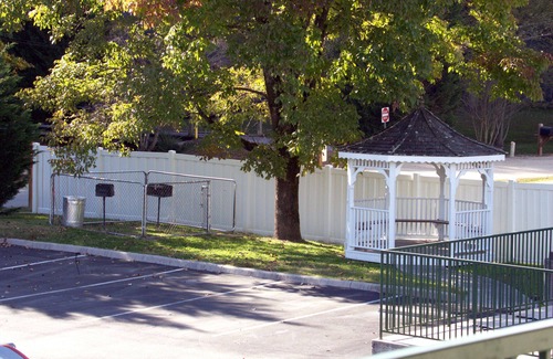 Pigeon Forge Condo | Prime Condo with Pool Access, 10/10 Guest Rated & Private WiFi