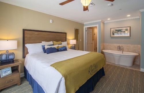 Lincoln Resort | Exceptional Condo at RiverWalk Resort with Pool & Spa