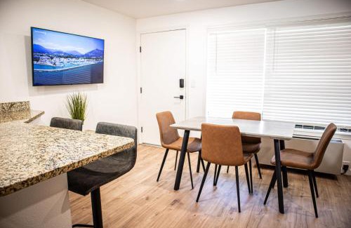 Quincy Apartment | Oceanfront Condo in Crescent Bar with Pool & Hot Tub