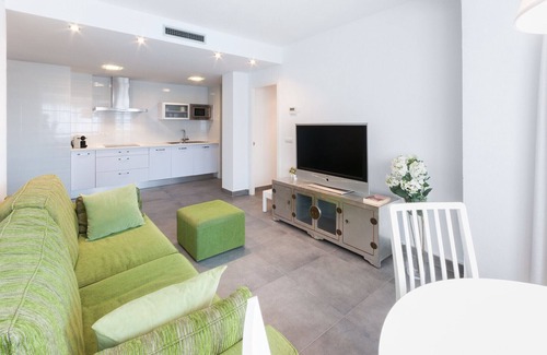 Grau i Platja Apartment | Beachfront Condo with Air Conditioning & Sunny Terrace
