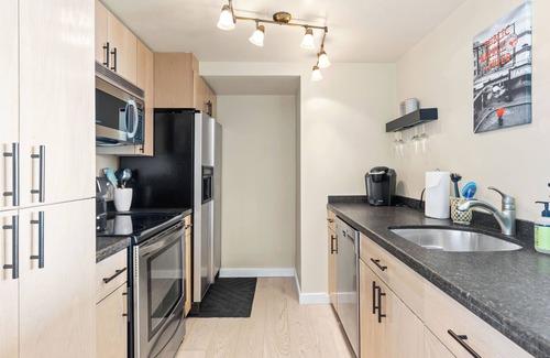 Downtown Seattle Condo | Prime Condo in Seattle's Pike Place Market - Rated 10/10!