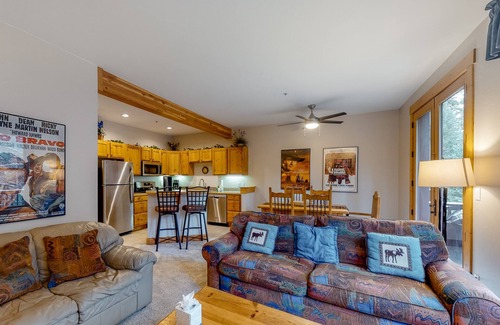 Keystone Condo | Cozy Condo Near Free Ski Shuttle with Pool & Hot Tubs